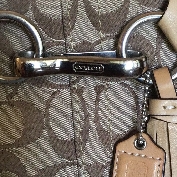 Coach Handbags Hampton Tan Leather Shoulder Lined Tassel Braided Buckle - Picture 10 of 11